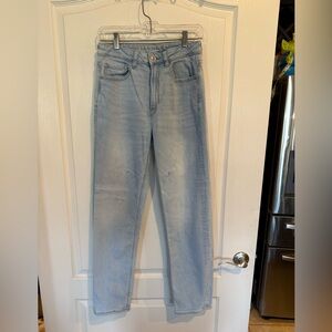 American Eagle light blue denim jeans high-rise waist straight leg mom sz 6 long